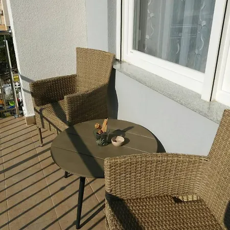 Casa de hóspedes I Sobe Taunus Bl *