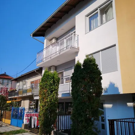 Casa de hóspedes I Sobe Taunus Bl